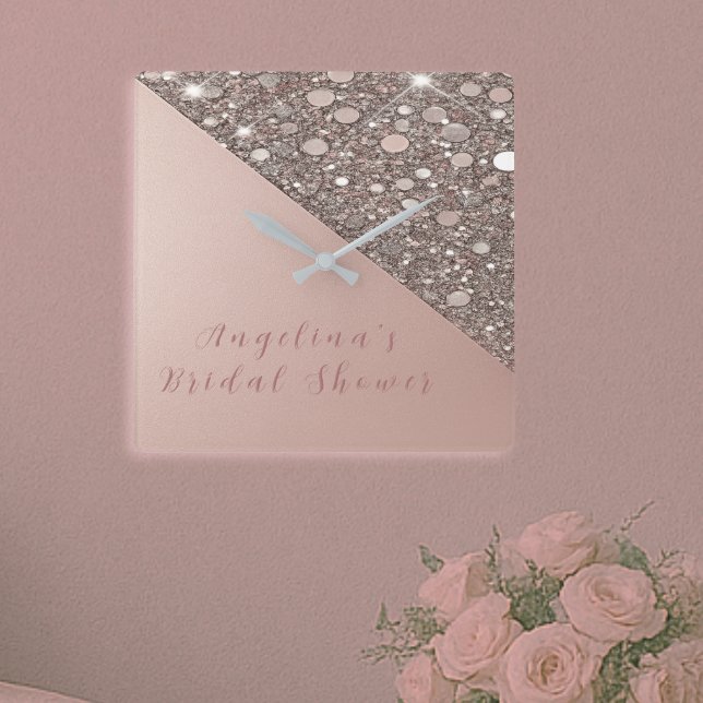 Horloge Carrée Élégante Fête des mariées Rose Gold (Bridal suite-ready clock adds a touch of glam to your wedding morning décor.)