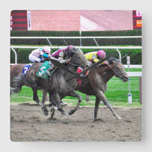 Horloge Carrée Et ils partent à Saratoga
