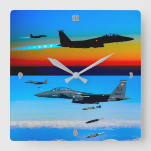 HORLOGE CARRÉE F-15E GRÈVE EAGLE