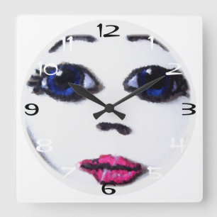 Horloge Carrée Face de poupée