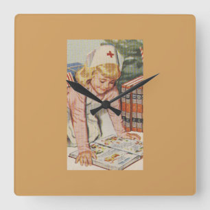 Horloge Carrée Fille jouer infirmière - Retro