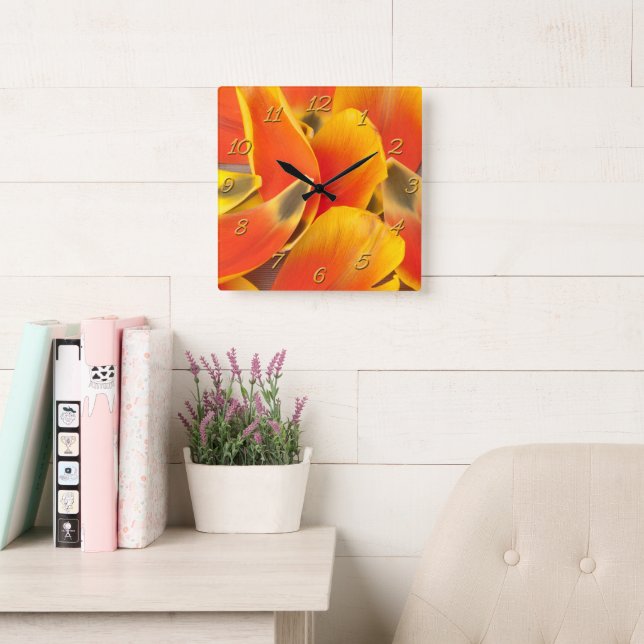 Horloge Carrée Fille Tulip Fleur Pétales Vibrant Orange Elle Shop (Salle de lecture)