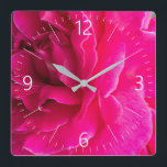 Horloge Carrée Fleur rose<br><div class="desc">Pour voir d'autres articles correspondants veuillez cliquer sur les liens à droite</div>