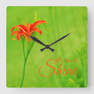 Horloge Carrée Fleur rouge "Il est temps de briller"