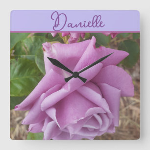 Horloge Carrée Fleur Violette Rose Nom de Fille Anniversaire