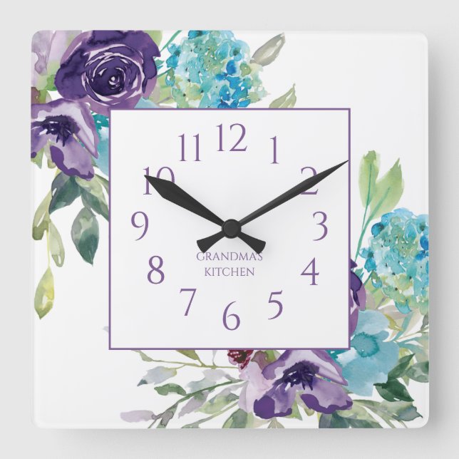 Horloge Carrée Fleurs de aquarelle bleue violette Nom blanc (Recto)