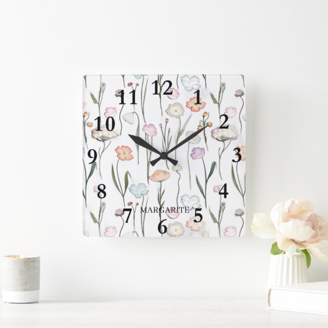 Horloge Carrée Fleurs Pastel personnalisées en blanc (Maison)