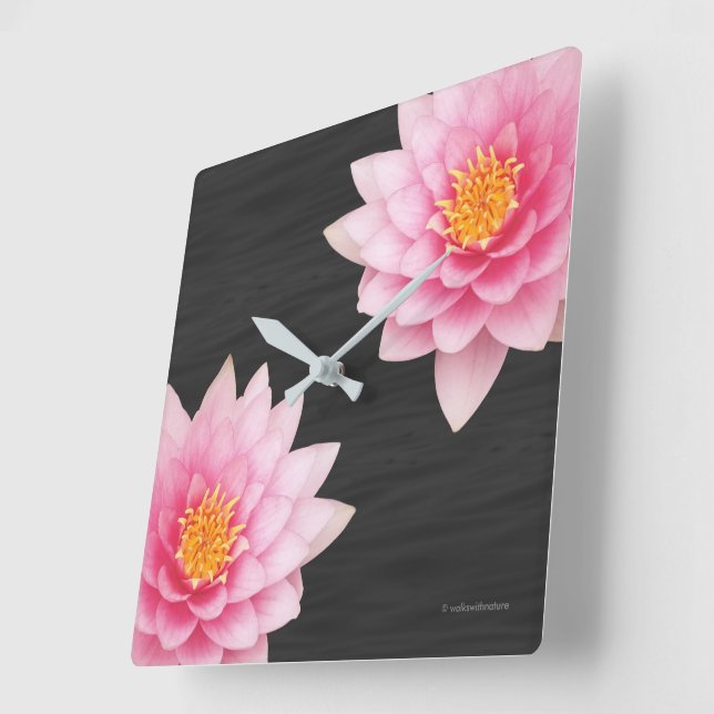 Horloge Carrée Floating Pink Lotus Flowers (Angle)