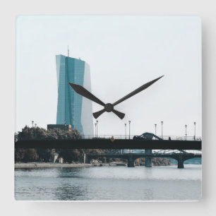 Horloge Carrée Francfort vue