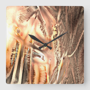 Horloge Carrée Freak texture corail et découpe numérique très rug