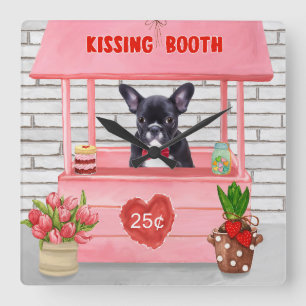 Horloge Carrée French Bulldog Valentine's Day Kissing Booth