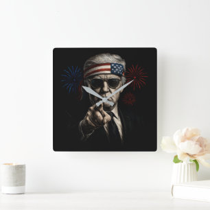 Horloge Carrée Funny Trump Golfe Des USA Amérique 2025 4 juillet