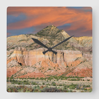 Horloge Carrée Ghost Ranch Mountain Pastels