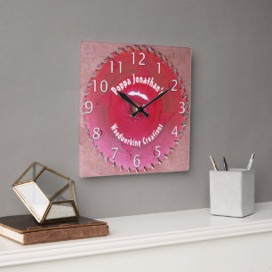 Horloge Carrée Handyman Boiserie personnalisée Lame de scie rouge