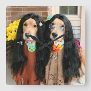Horloge Carrée Hippie de Halloween de golden retriever