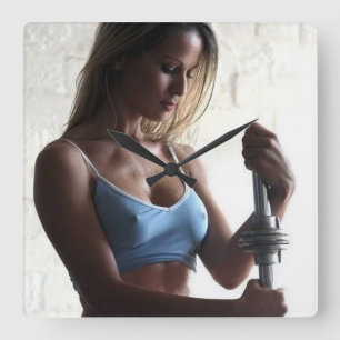 Horloge Carrée Hot Femme Fitness Girl