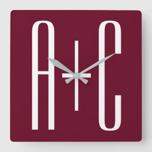 Horloge Carrée Initiales de couples simples   Blanc et bordeaux