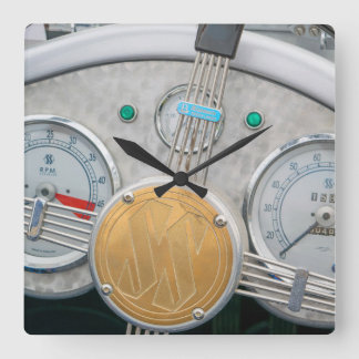 Horloge Carrée Jaguar SS100