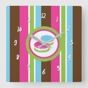 Horloge Carrée Jolis Macarons de Boulangerie Colorés Bandes Amusa