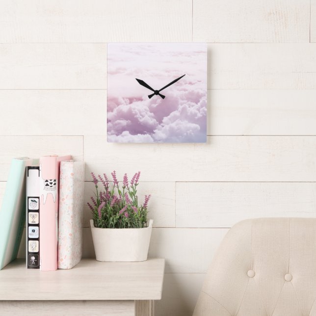 Horloge Carrée Là-haut dans les Nuages Pastel 1 (Salle de lecture)