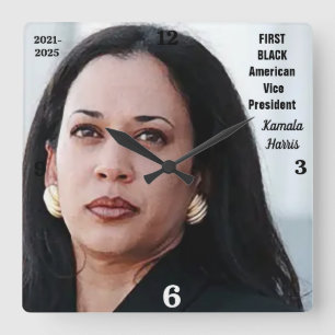 HORLOGE CARRÉE LA VICE-PRÉSIDENTE KAMALA HARRIS