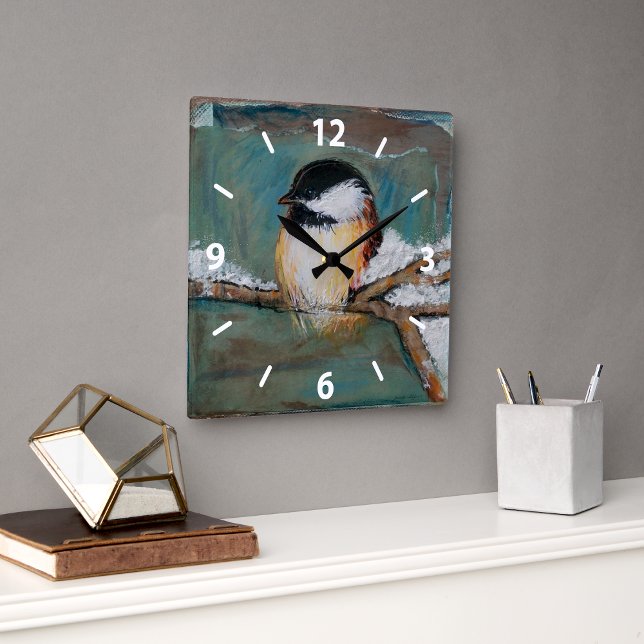 Horloge Carrée L'art mignon des oiseaux en chickadee (Cute Chickadee Bird Art Square Wall Clock from Jenn's Emporium.)