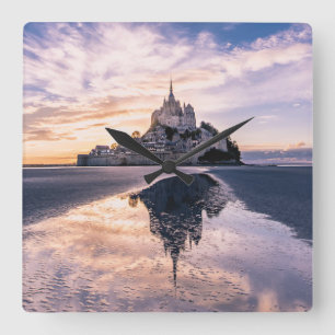 Horloge Carrée Les monuments   Mont Saint-Michel, Normandie Franc