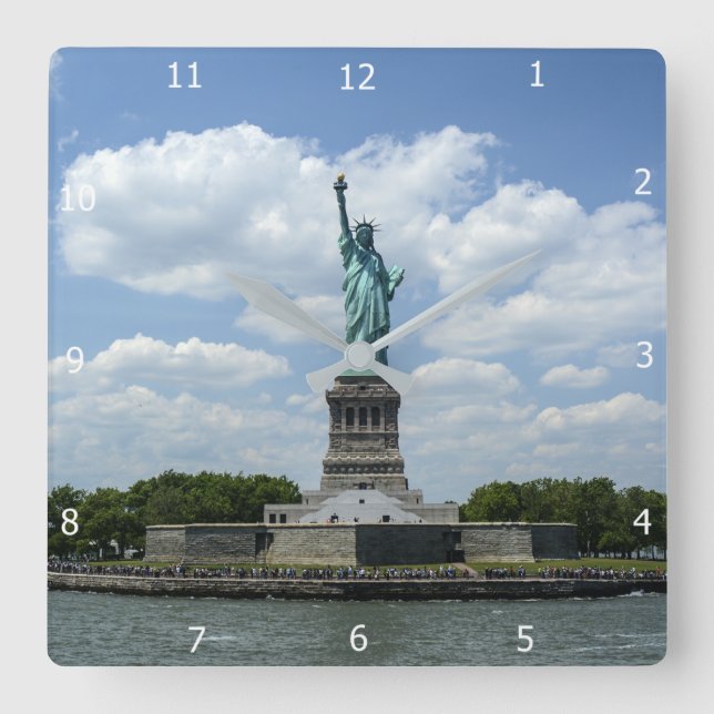 HORLOGE CARRÉE LIBERTY ISLAND (Recto)