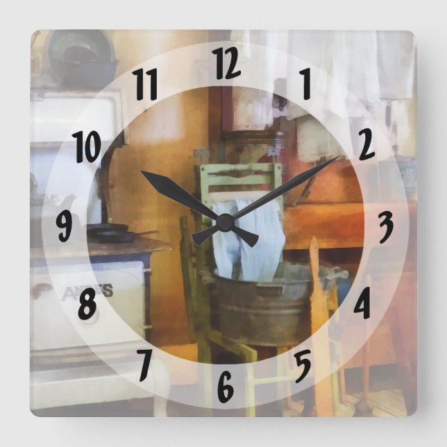 Horloge Carrée Linge séchant dans la cuisine (Recto)
