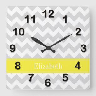 Horloge Carrée Lt Gris Wht Chevron Jaune Monogramme Nom