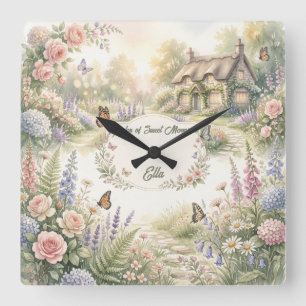Horloge Carrée Maison de rêve personnalisée avec florales aquarel
