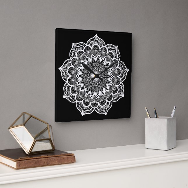 Horloge Carrée Mandala blanc sur fond noir (Bureau)