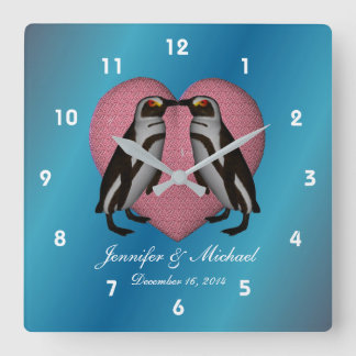 Horloge Carrée Mariage de coeur rose des pingouins baisants