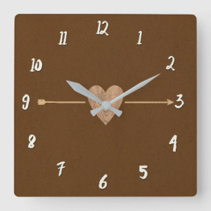 Horloge Carrée Marron Rustique Kraft Bois Cœur & Flèche