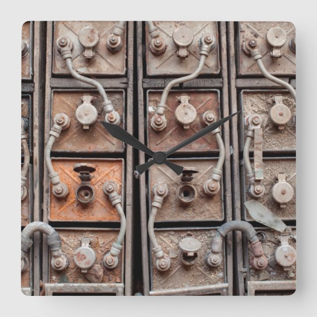 Horloge Carrée Matériel industriel dans la mine abandonnée à Butt (Recto)