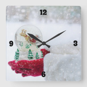 Horloge Carrée Merry Christmas et Santa Snow Globe