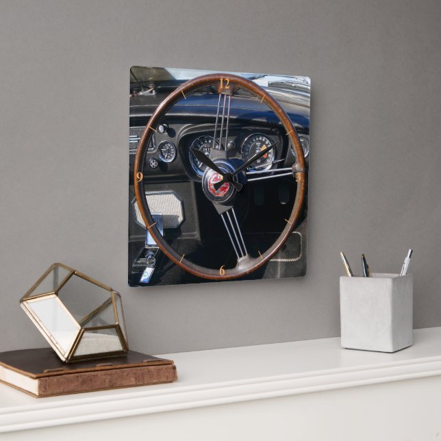Horloge Carrée MGC Vintage British Sportscar. (Bureau)