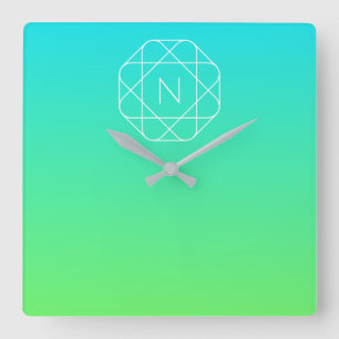 Horloge Carrée Monogramme géométrique cool Dégradé bleu et vert
