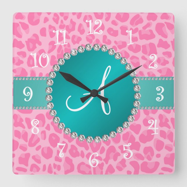 Horloge Carrée Monogramme rose clair empreinte de léopard cercle  (Recto)