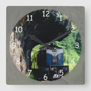 Horloge Carrée Moteur de train diesel classique