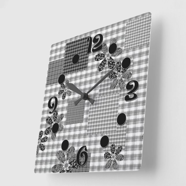Horloge Carrée Motif rustique en patchwork noir et blanc rétro (Angle)