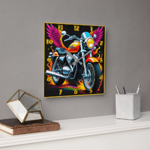 Horloge Carrée Motocyclette flamboyante avec ailes vibrantes au s