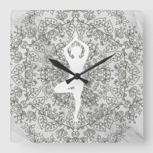 Horloge Carrée Namaste Yoga Pose   Motif Mandala