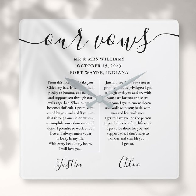 Horloge Carrée Noir Et Blanc Ses Voix Mariages Et Ses Voix (Black And White His And Hers Wedding Vows Square Wall Clock)
