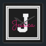 Horloge Carrée Nom et monogramme encadrés | Blanc noir et rose<br><div class="desc">Nom et monogramme entièrement personnalisables.</div>