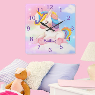 Horloge Carrée Nom Personnalisé Unicorn Nuages Étincelle