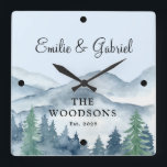 Horloge Carrée Nouvelles mariées Mariage Rustic Forest Carré Horl<br><div class="desc">Rustique aquarelle jeunes mariés horloge mariage avec aquarelle forêt scène d'aventure. Parfait pour votre premier cabine ou maison de bord de mer. Ajoutez vos noms et votre date de mariage.</div>