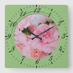 Horloge Carrée oeillet rose fleurs photographie style vintage