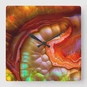 Horloge Carrée Opale de feu rouge iridescente