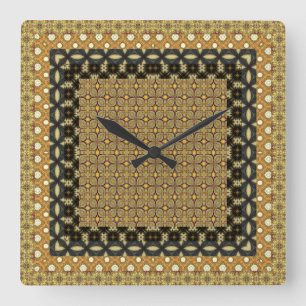 Horloge Carrée Or renversant et motifs carrelés noirs